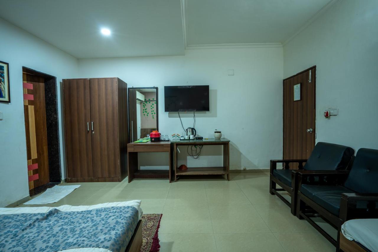 Vananchal Resort Jambughoda Buitenkant foto