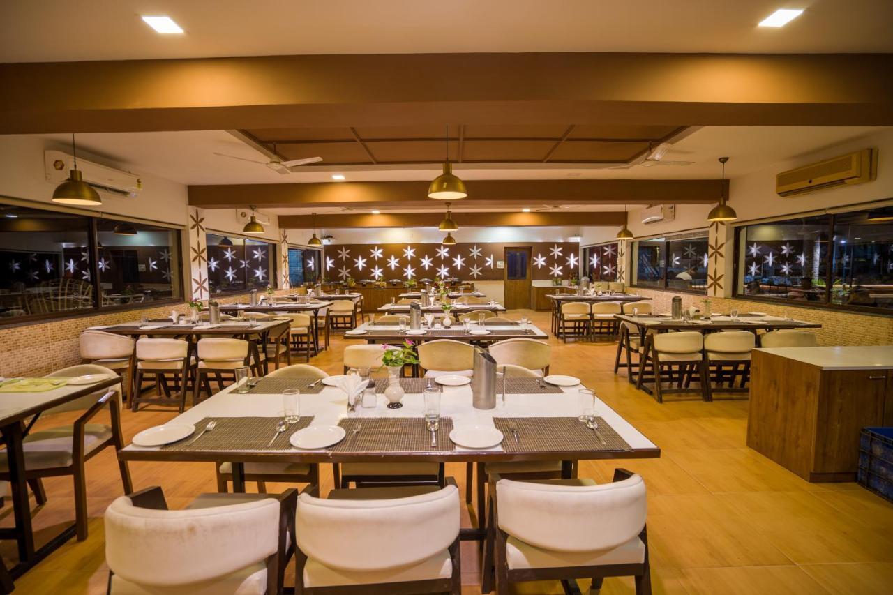 Vananchal Resort Jambughoda Buitenkant foto