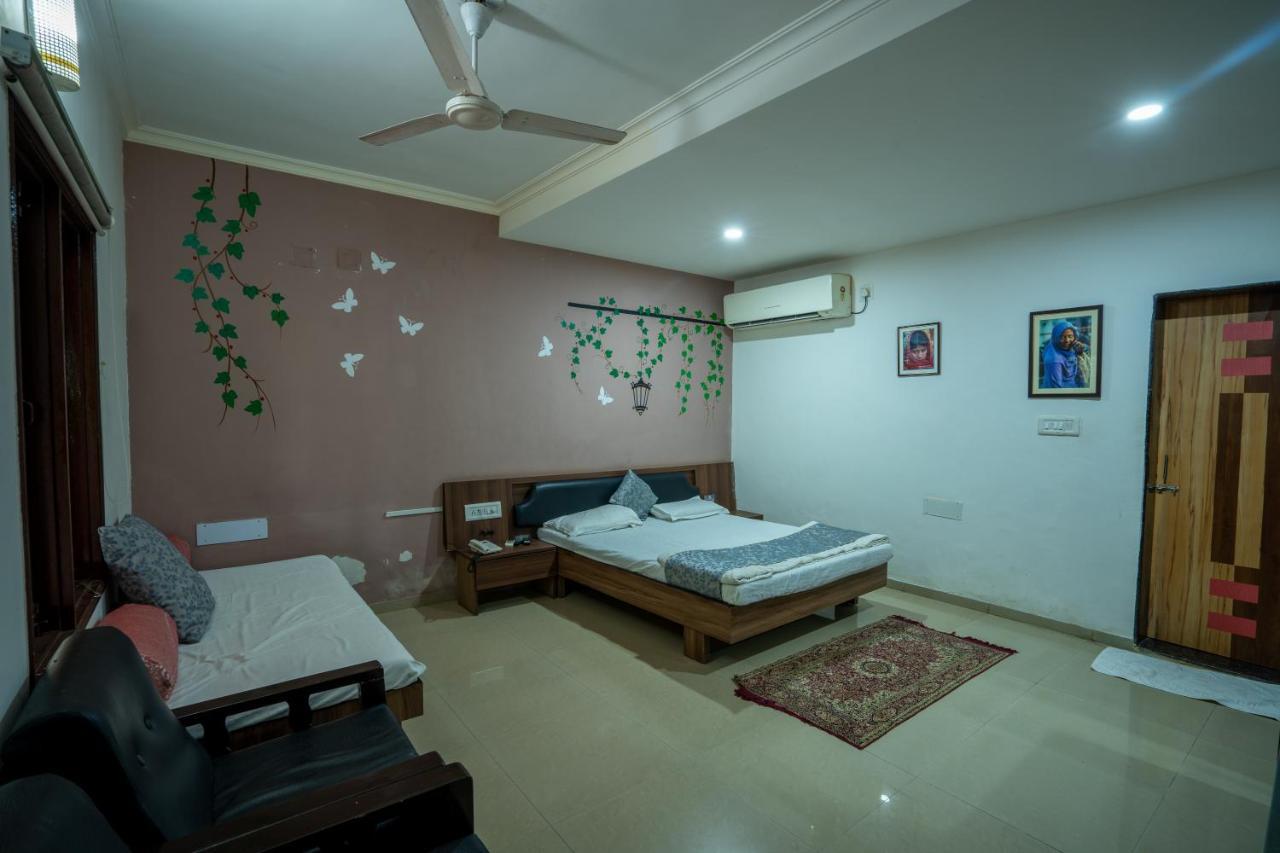 Vananchal Resort Jambughoda Buitenkant foto